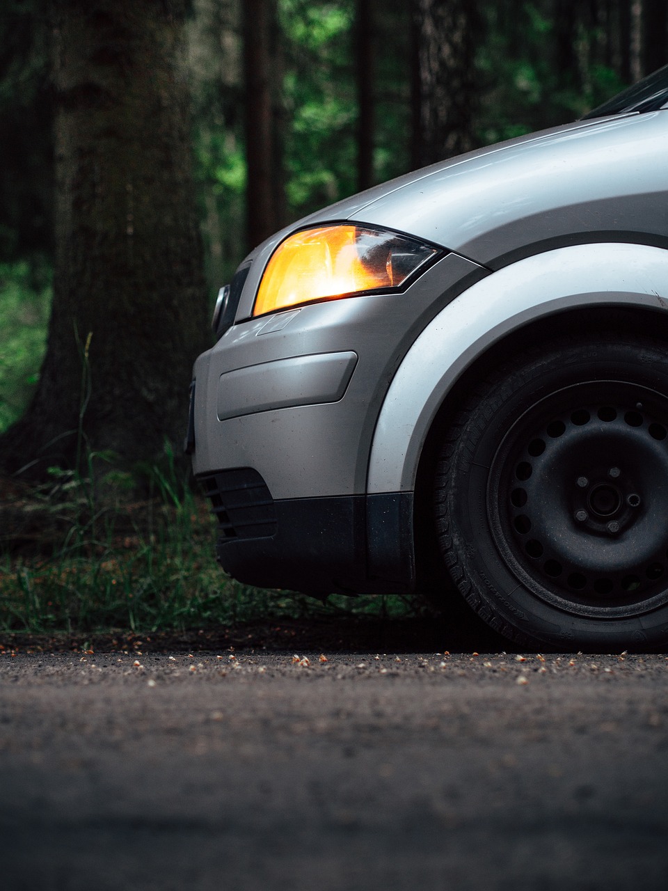 路虎發(fā)現(xiàn)神行最新降價(jià)優(yōu)惠，豪華與實(shí)力的完美結(jié)合！