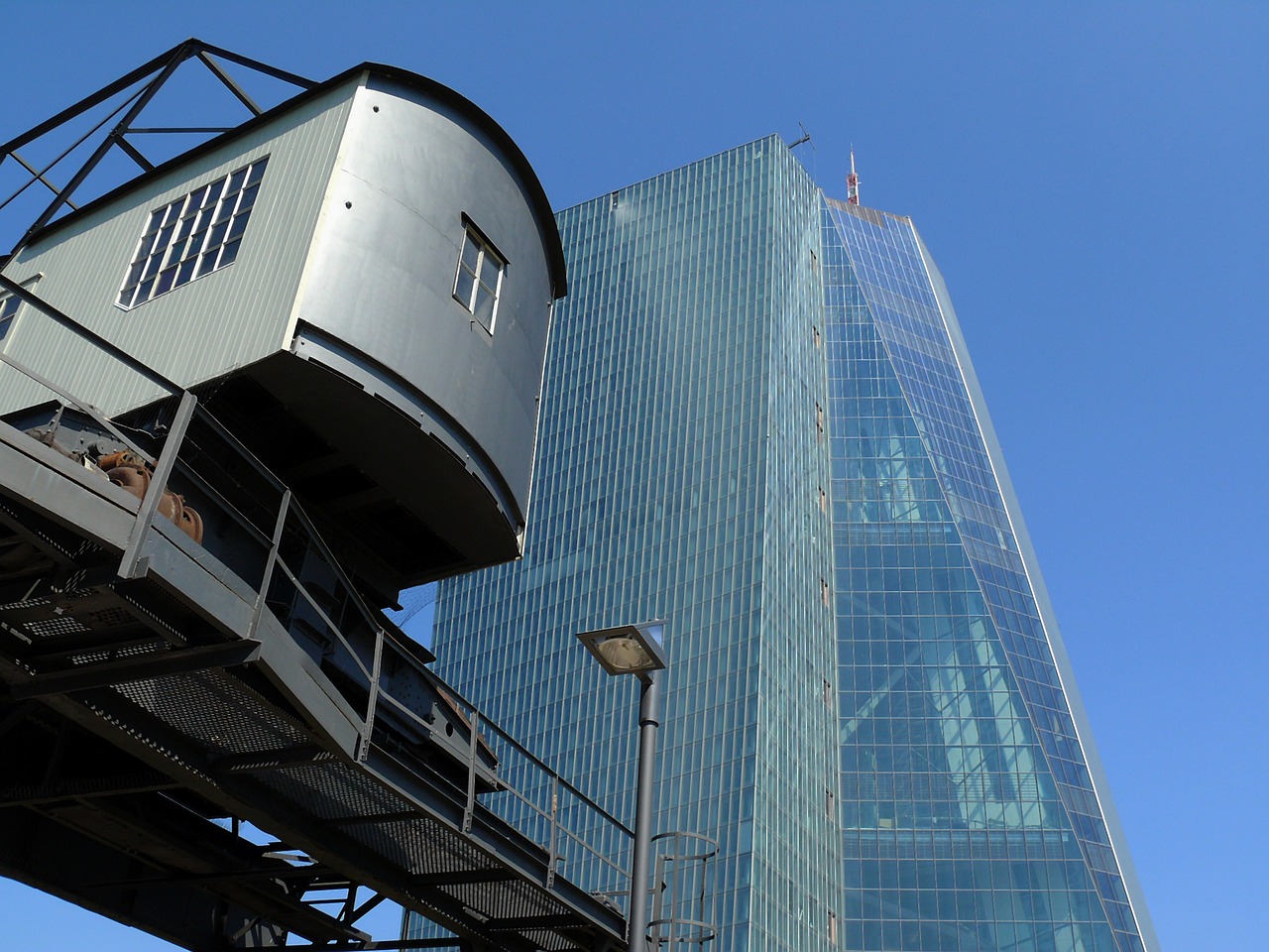 林州重機今日動態(tài)，引領(lǐng)行業(yè)創(chuàng)新，展現(xiàn)全新企業(yè)風(fēng)貌