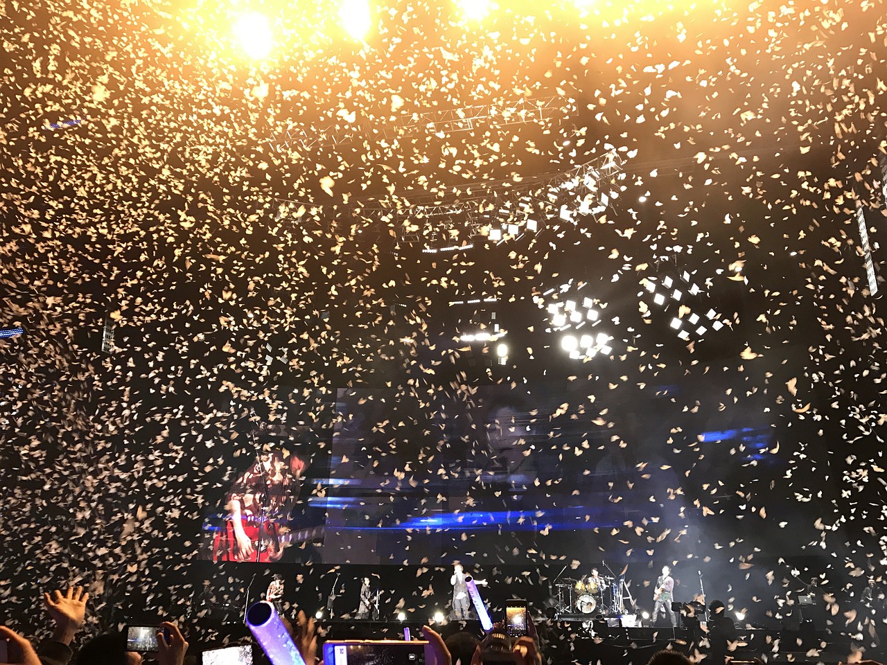 五月天演唱會(huì)盛宴，最新地點(diǎn)揭曉，音樂之旅啟航！