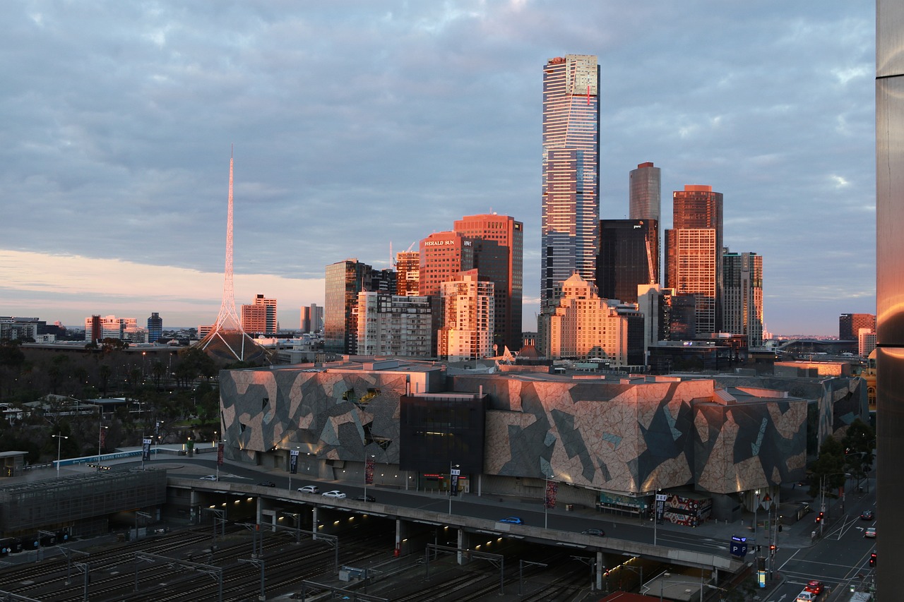 東莞禁摩最新消息2017，城市管理與交通變革深度探討