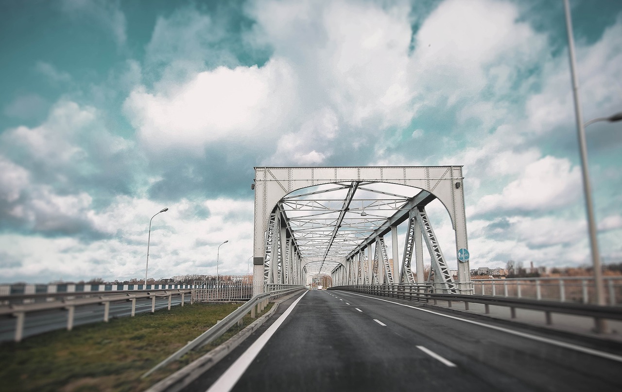 清遠清西大橋邁向現(xiàn)代化交通新紀元的關鍵節(jié)點最新進展揭秘。