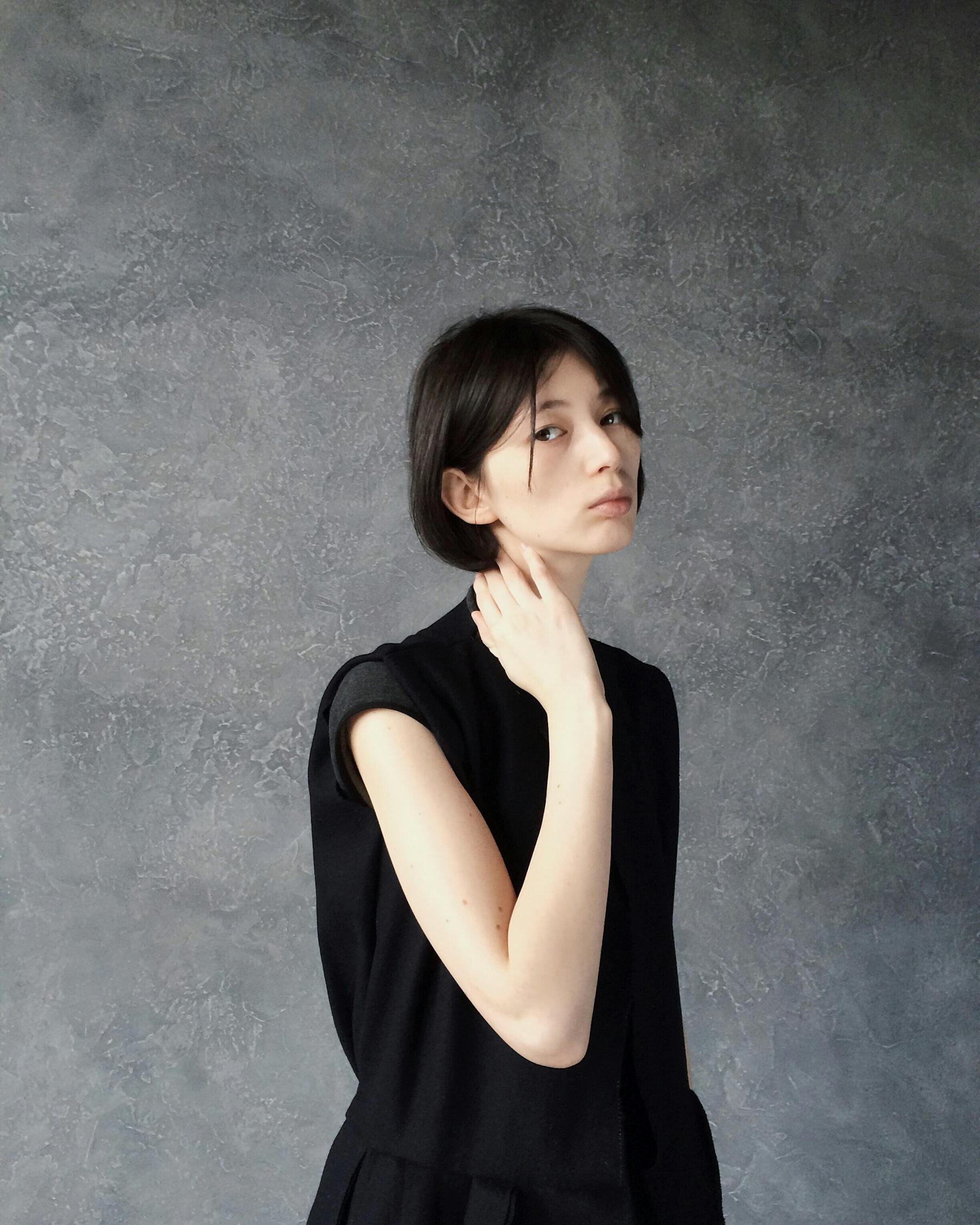 歐美風(fēng)女頭像最新時(shí)尚潮流版本，詮釋時(shí)尚魅力的精選頭像