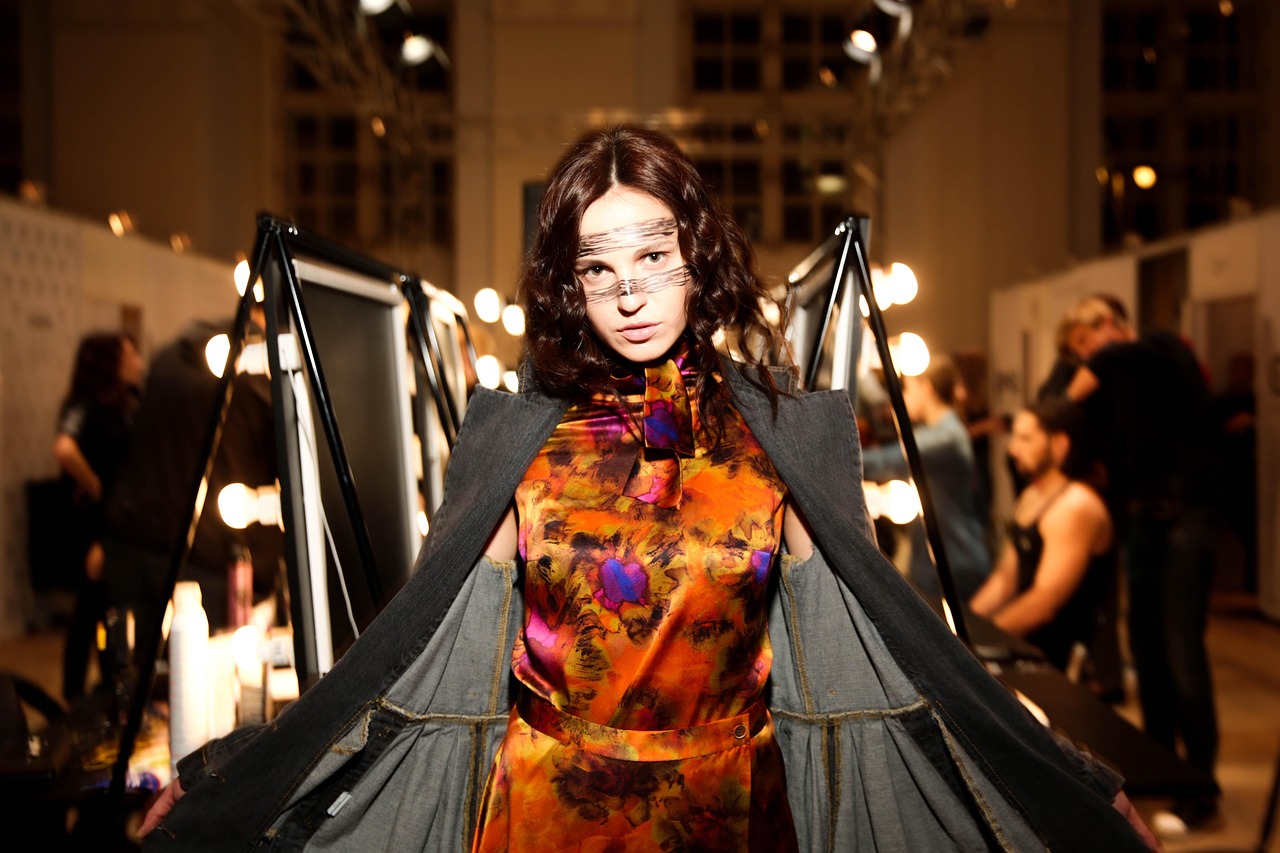 最新秧歌服裝，展現(xiàn)傳統(tǒng)魅力的時尚之選，引領秧歌時尚潮流